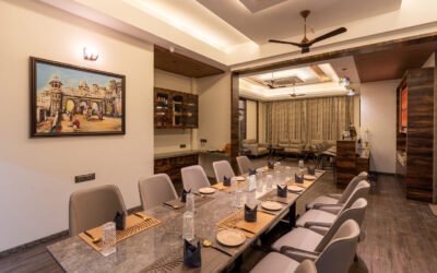 Which Luxury Villas in Udaipur Offer an Elegant and Modern Stay?